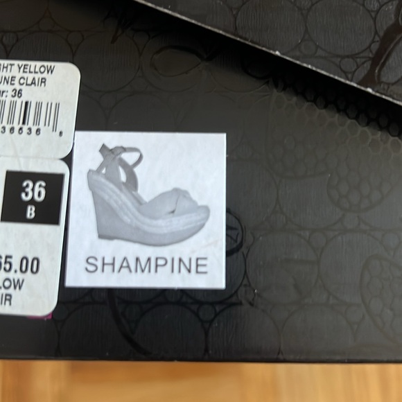 Material Girl Shampine yellow espadrilles platform sandal - Picture 7 of 8